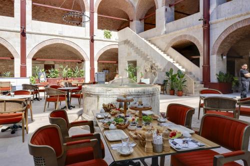 silk road museum hotel
