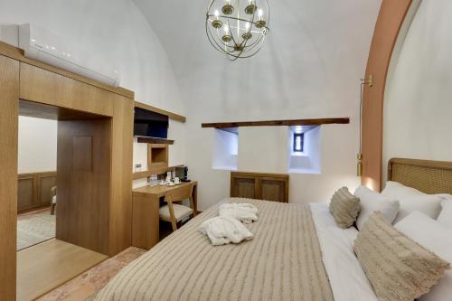 silk road museum hotel
