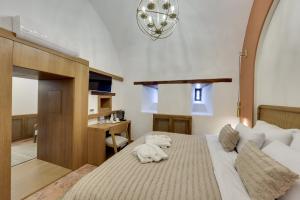 silk road museum hotel