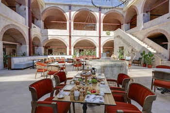 silk road museum hotel