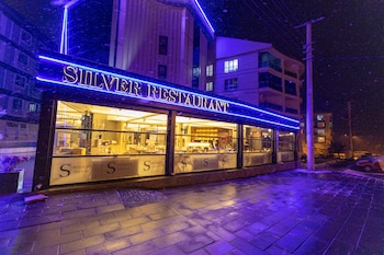 silver inn hotel and spa