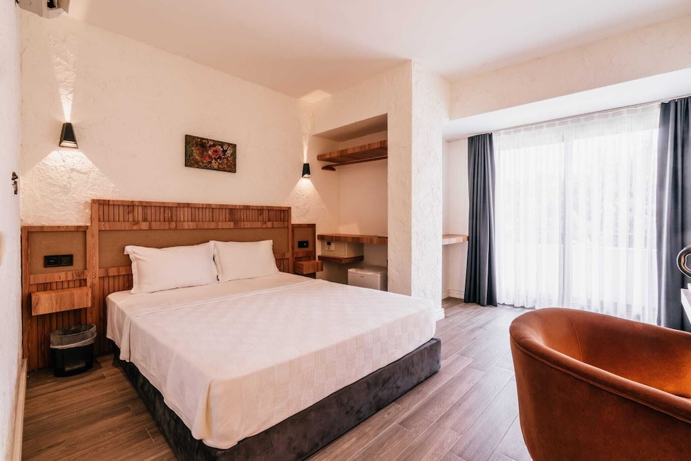 sun paradise hotel