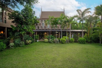 syama residence