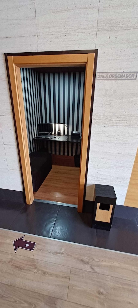 zenit hall88 studios