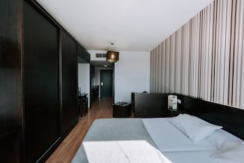 zenit hall88 studios