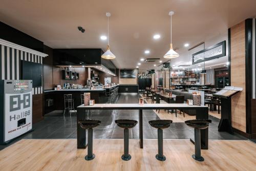 zenit hall88 studios