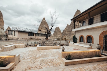 turan cappadocia cave