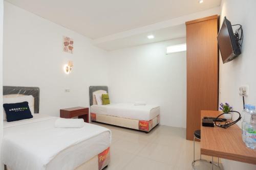 urbanview hotel amarilis sentul bogor by reddoorz