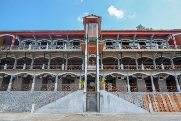 urbanview hotel mountain palace kopeng by reddoorz