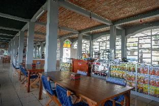 urbanview hotel mountain palace kopeng by reddoorz