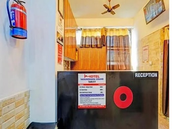 Hotel Vasundhara Grand,,3 star