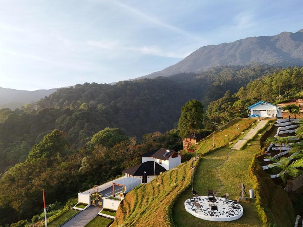 vila elbe cisarua puncak