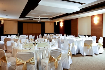 kantary bay hotel and serviced apartments