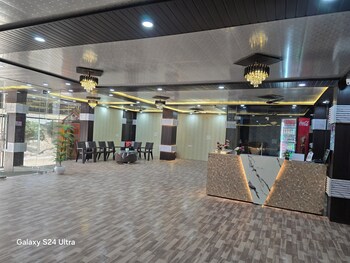 siyaram kunj hotel