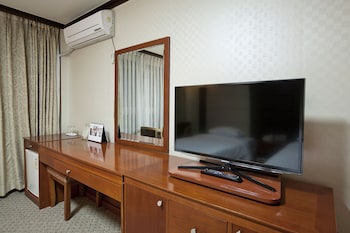 the cheil hotel onyang