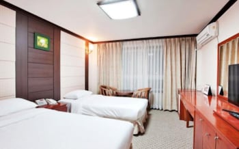 the cheil hotel onyang