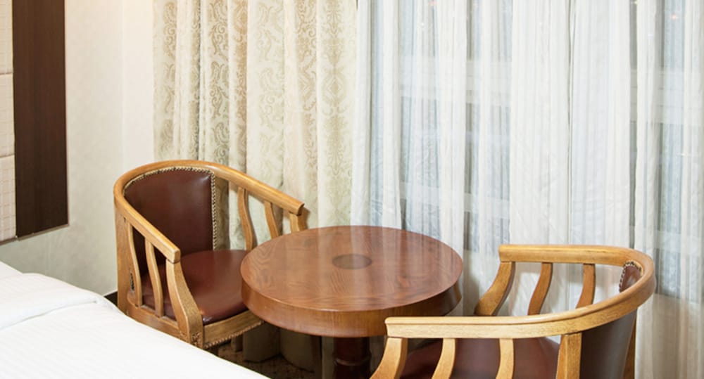 the cheil hotel onyang