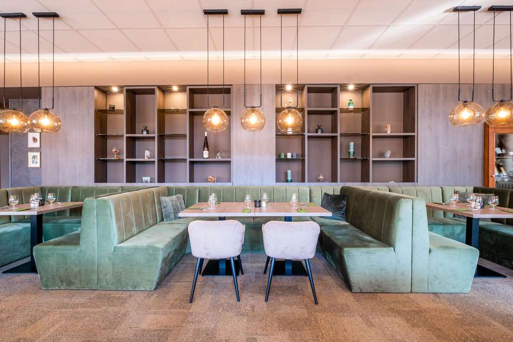 pinia hotel and resort