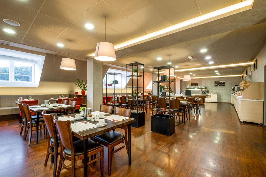 pinia hotel and resort