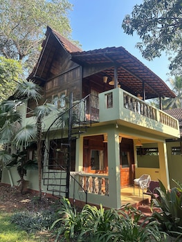 sohum spiritual resort