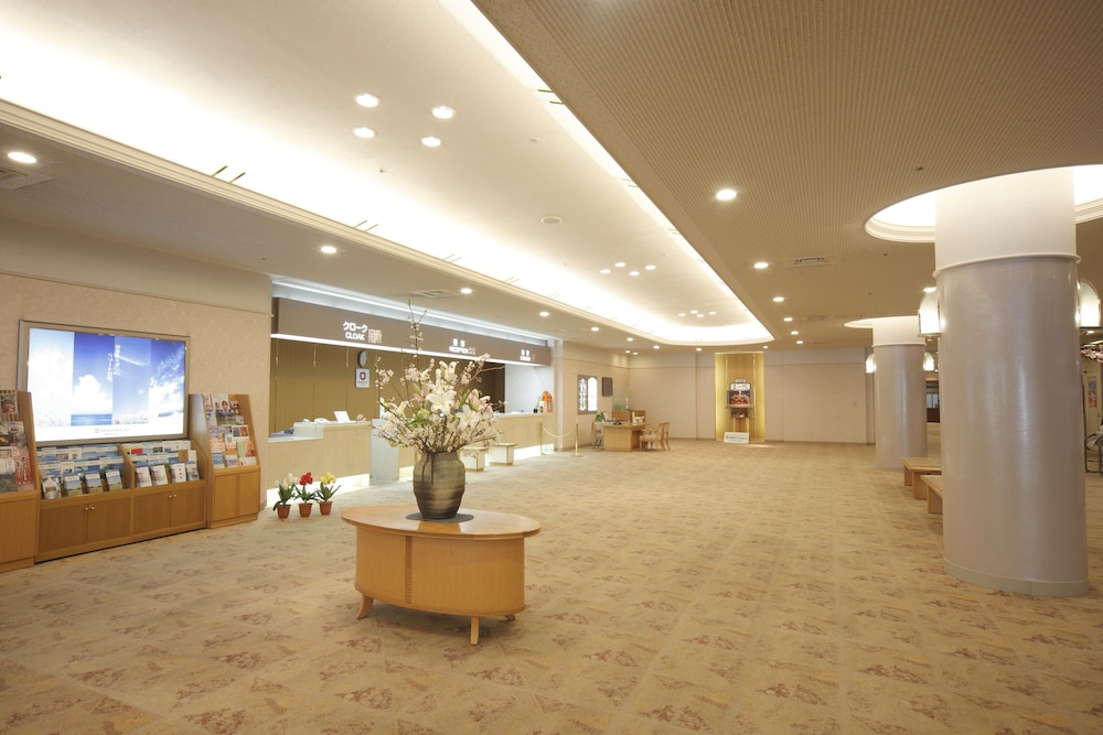 mercure toyama tonami resort and spa