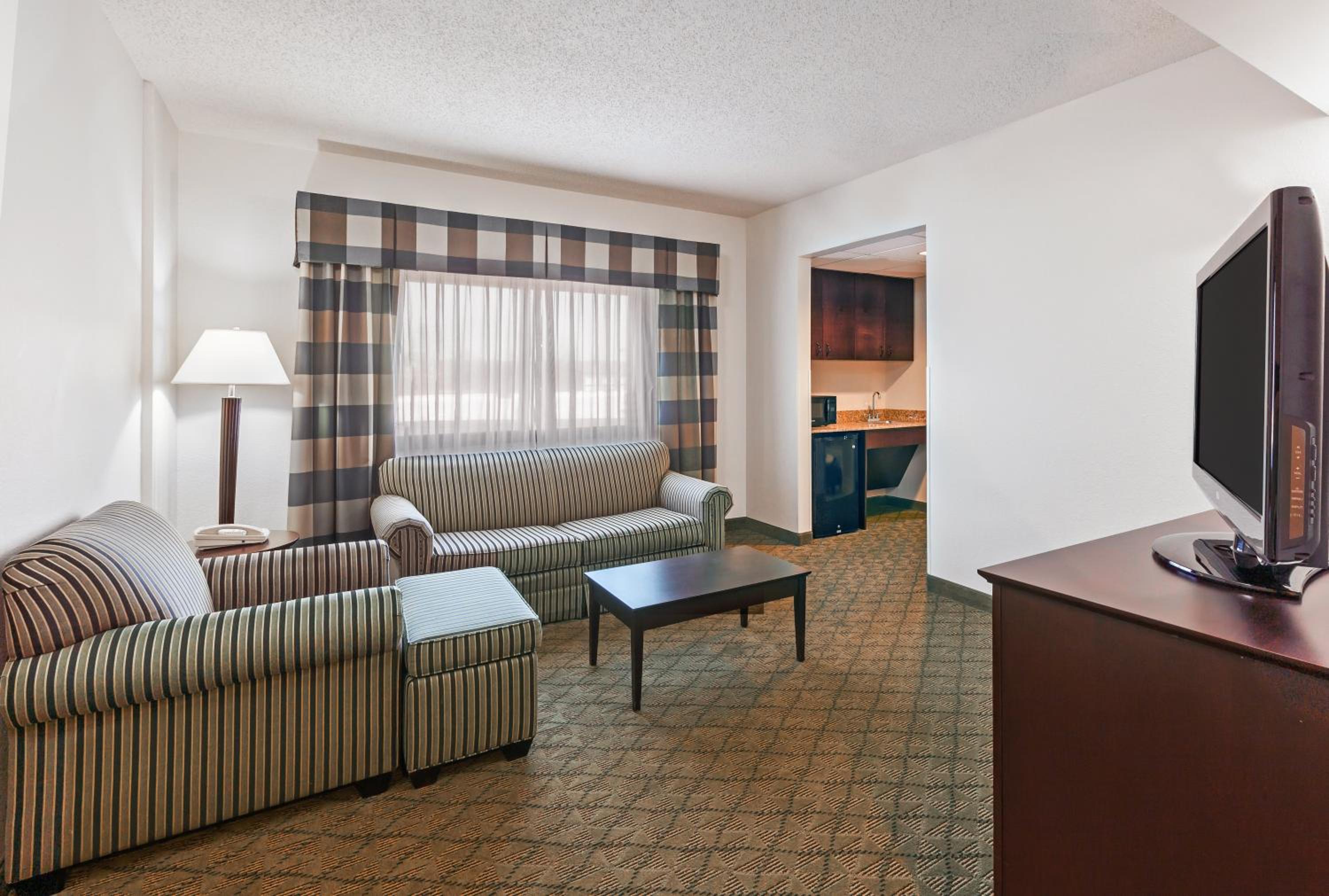holiday inn springdale fayetteville area by ihg