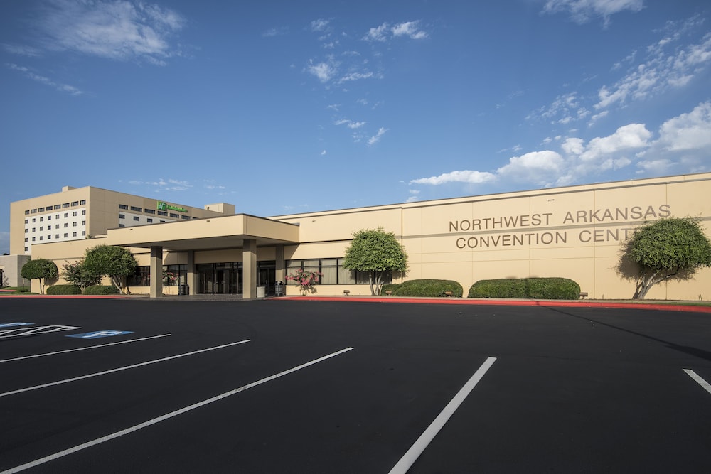 holiday inn springdale fayetteville area by ihg