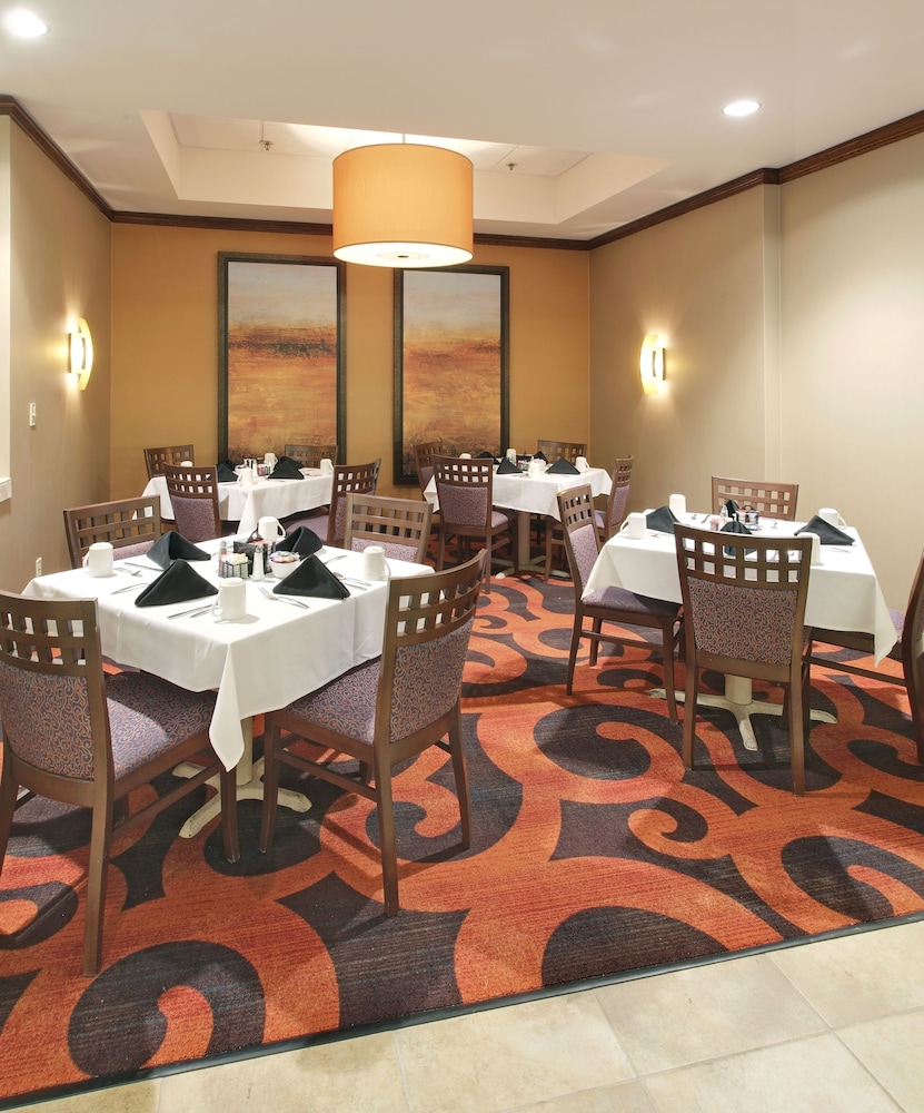 holiday inn springdale fayetteville area by ihg