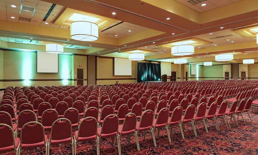 holiday inn springdale fayetteville area by ihg