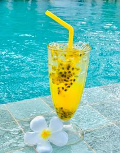 khanom golden beach hotel