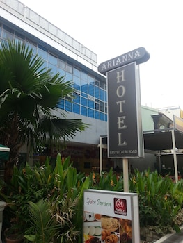arianna hotel