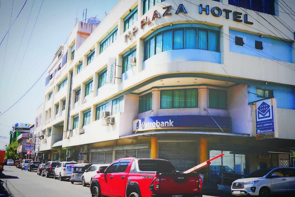 top plaza hotel