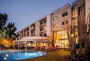 garden court eastgate