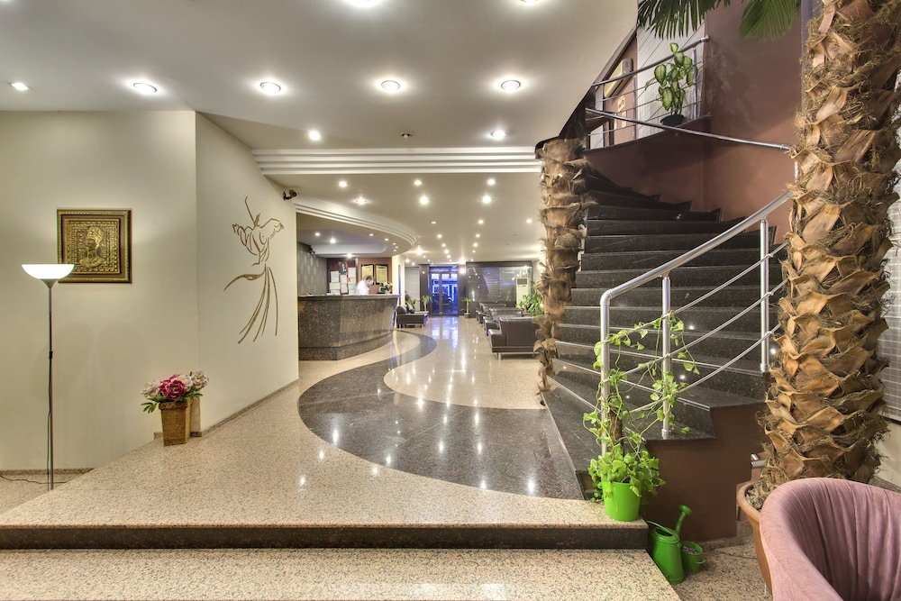 hotel antroyal