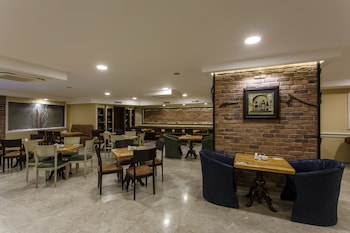 hotel antroyal