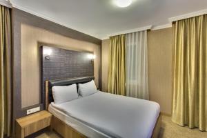 hotel antroyal