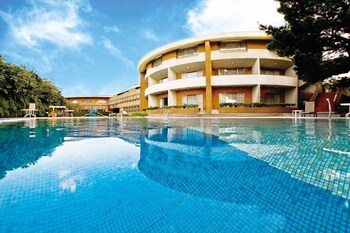 tao yuan golf and country club yaward resort