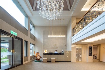 Tao Yuan Golf & Country Club Yaward Resort,Next To A Golf Course,4 star