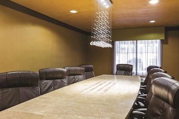 la quinta inn by wyndham austin north