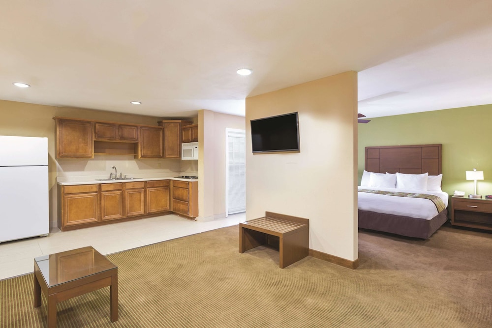 la quinta inn by wyndham austin north