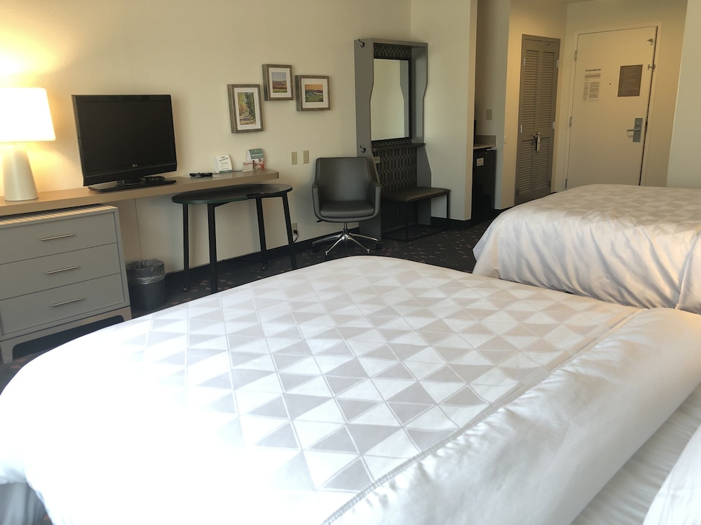 holiday inn statesboro university area by ihg