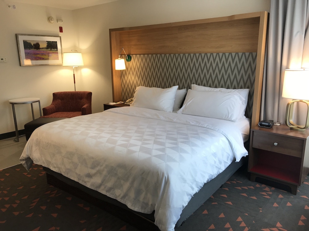 holiday inn statesboro university area by ihg