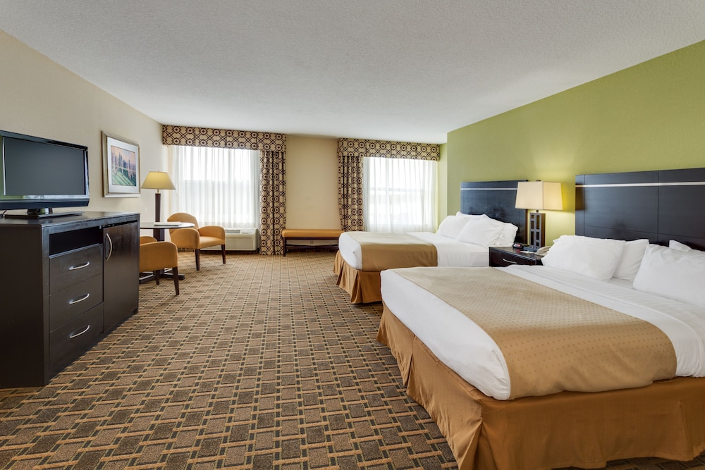 holiday inn statesboro university area by ihg