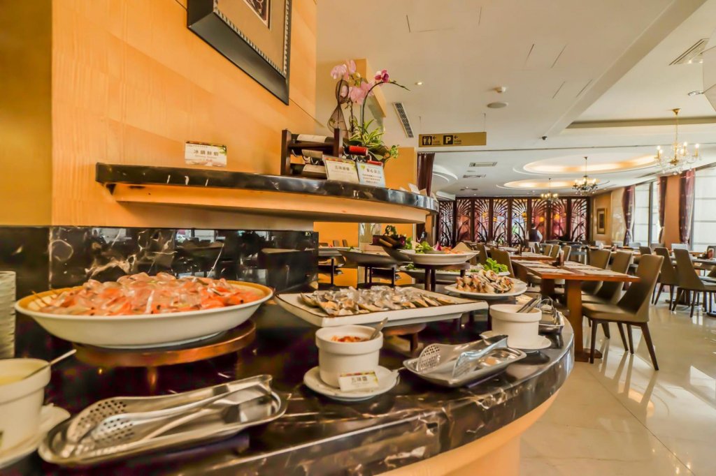 justwin grand hotel