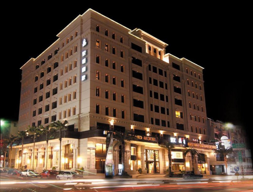 justwin grand hotel
