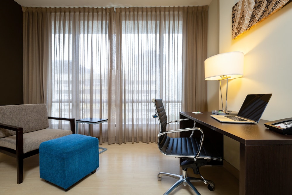 holiday inn panama distrito financiero by ihg