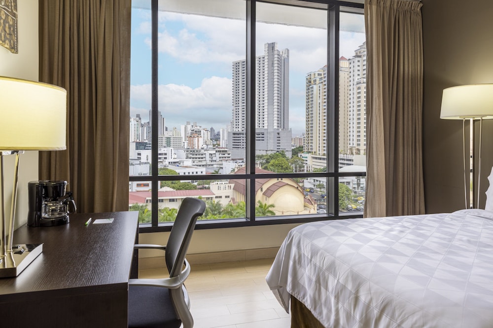 holiday inn panama distrito financiero by ihg