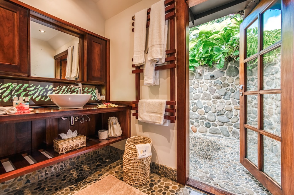 matangi private island resort adults only