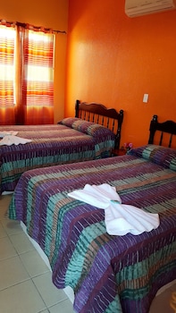 Anchorage Beach Resort,Belize City>>Belize,3 star