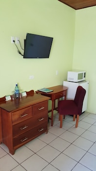 Anchorage Beach Resort,Belize City>>Belize,3 star